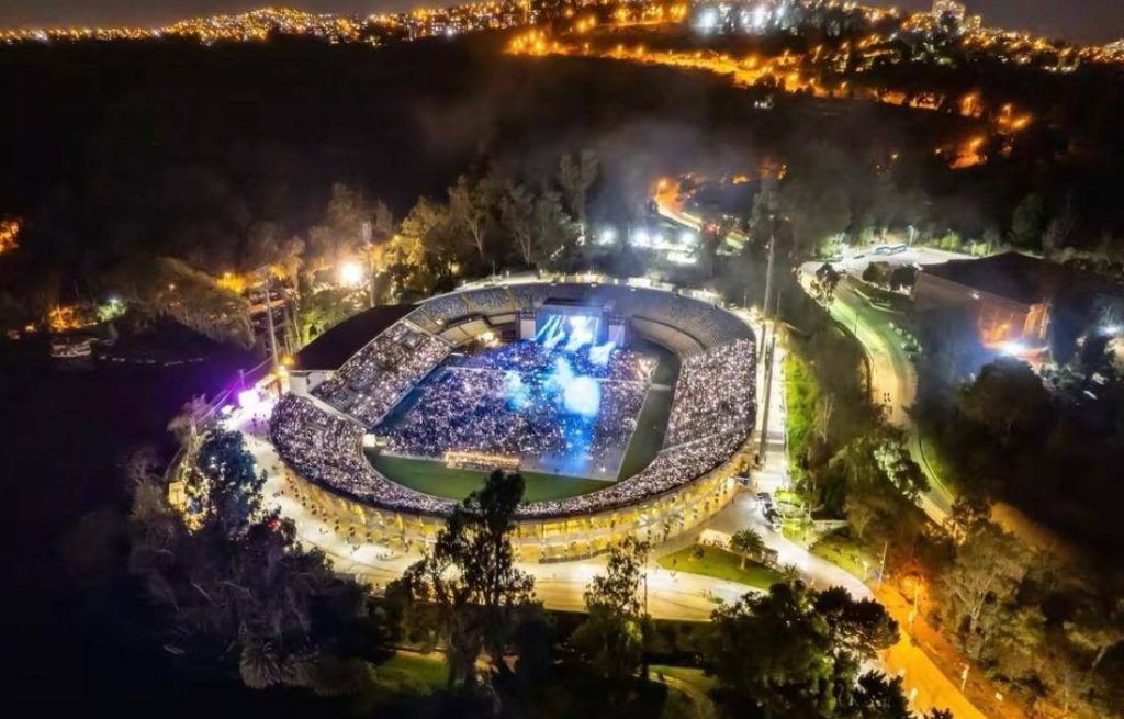 Imagen principal: BALANCE TURÍSTICO DE PRIMERA QUINCENA DE LA TEMPORADA PROYECTA AUMENTO DE VISITANTES PARA EL RESTO DEL VERANO EN VIÑA DEL MAR