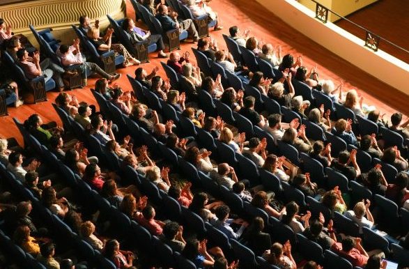 Imagen de la noticia TEATRO MUNICIPAL DE VIÑA DEL MAR INICIA EL 2026 CON ESPECTACULARES CONCIERTOS, TEATRO, DANZA Y HUMOR