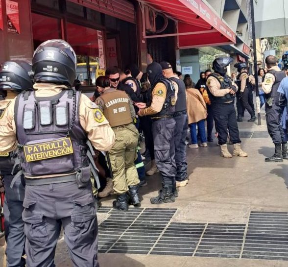 Imagen de la noticia Seguridad Pública del Municipio de Viña del Mar logra detención de ocho sujetos con apoyo de aerovigilancia